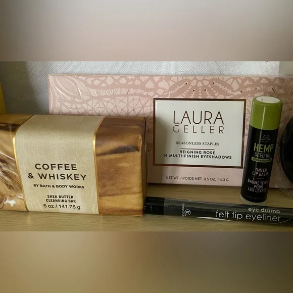 Beauty Bundle - Picture 3 of 4